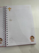 Kit papelaria caderno Jesus Kawaii rosa com 100 folhas de 90g, 02 blocos de anotações, 02 bottons personalizados e 02 clips personalizados