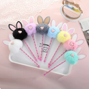 caneta coelho pelúcia